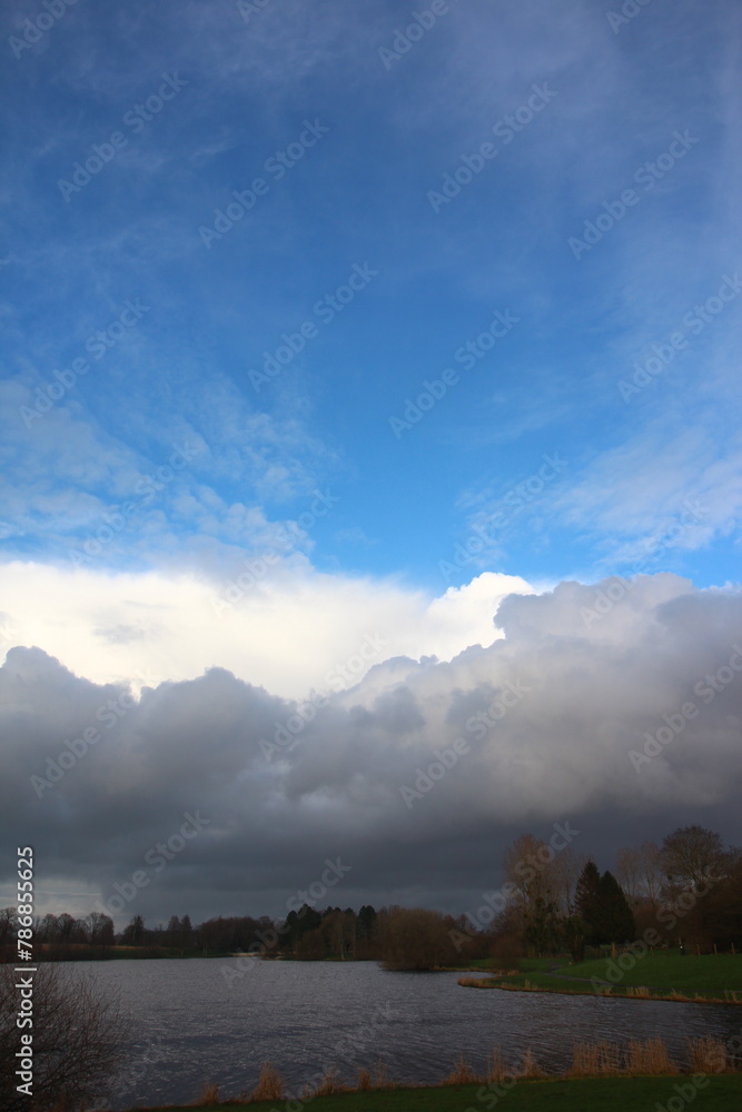 Nuées de mars