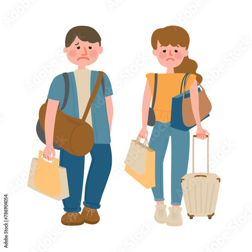 旅先でたくさん荷物を抱えるカップル