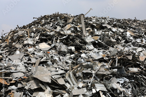 Fotografie Busheling is clean steel scrap not exceeding 12 inches in any dimension including new factory busheling (for example, sheet clippings, stampings, etc