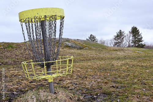  golf frisbee basket  in early spring