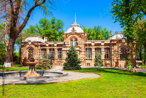 Grand Duke Nicholas palace in Tashkent photo