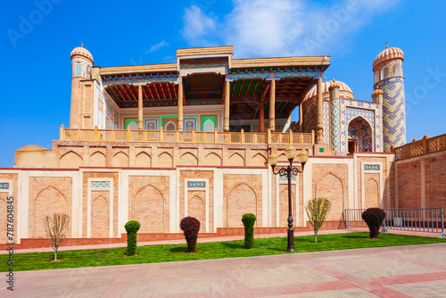 Hazrat Khizr Mosque in Samarkand photo