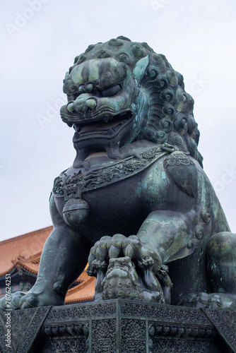 Wallpaper Mural chinese lion statue in forbidden city Torontodigital.ca