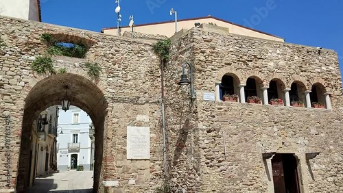 Termoli - Ingresso di Porta Nuova dal Belvedere Torretta photo