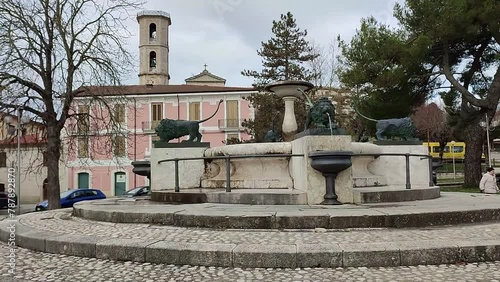 Vinchiaturo - Fontana dei Leoni in Piazza Municipio photo