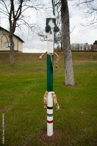 Kunstleitpfosten Neubulacher Vereine und Unternehmen für die Landesgartenschau 2012 in Nagold photo