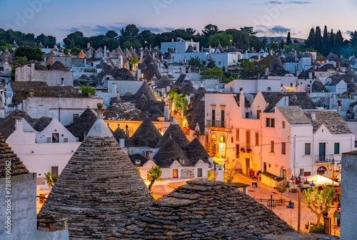 фотографія Trulli of Alberobello, Puglia, Italy