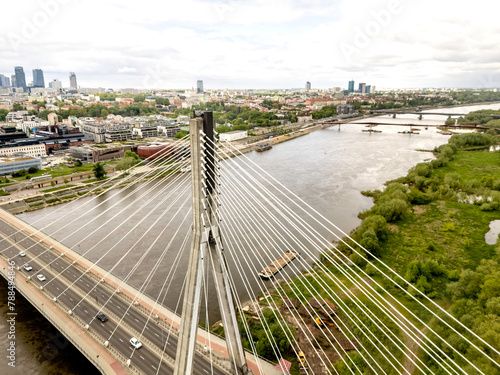 Warszawa, panorama miasta z okolicy mostu Świętokrzyskiego © hunter76
