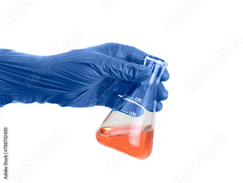 Cientista com luva segurando frasco com vidro de laboratório em fundo branco, trasparente, png. photo