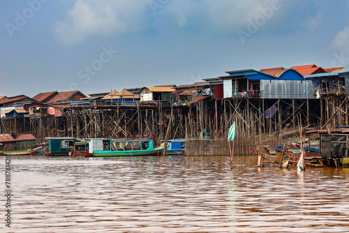 Tonle Sap12