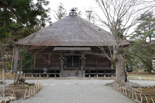 岩手県、平泉の毛越寺。常行堂。常行堂野本尊は宝冠阿弥陀如来、また、摩多羅神が祀られている。正月20日には古式常行三昧の修法が行われる。