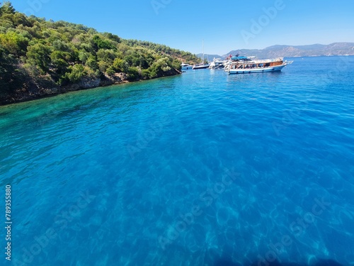 dalyan manzaralar    waterfall  mountain  Lake Van  lake  snow  winter  nature  landscape  livestock farming  horse  cow  sea