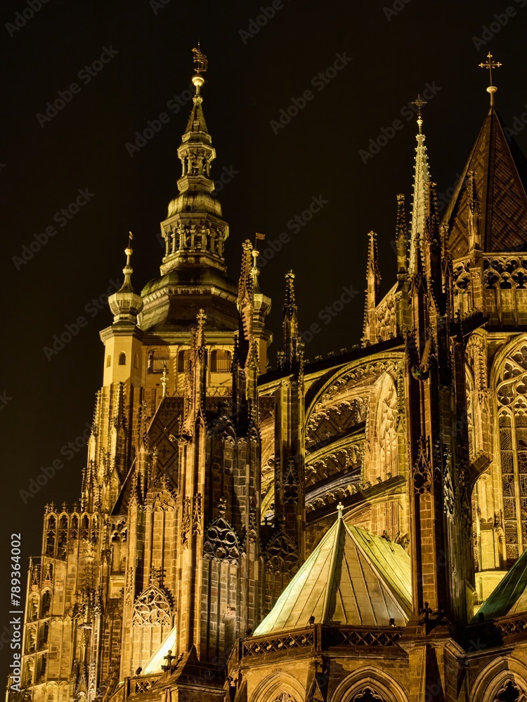 Praga, Katedra św. Wita ( Katedrála Sv. Víta ) - obrazy, fototapety, plakaty 