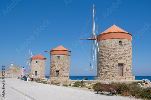 Windmühlen am Mandraki Hafen, Rhodos