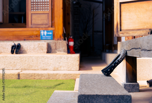 한국 서울 북촌한옥마을 전통건축 기와집 풍경