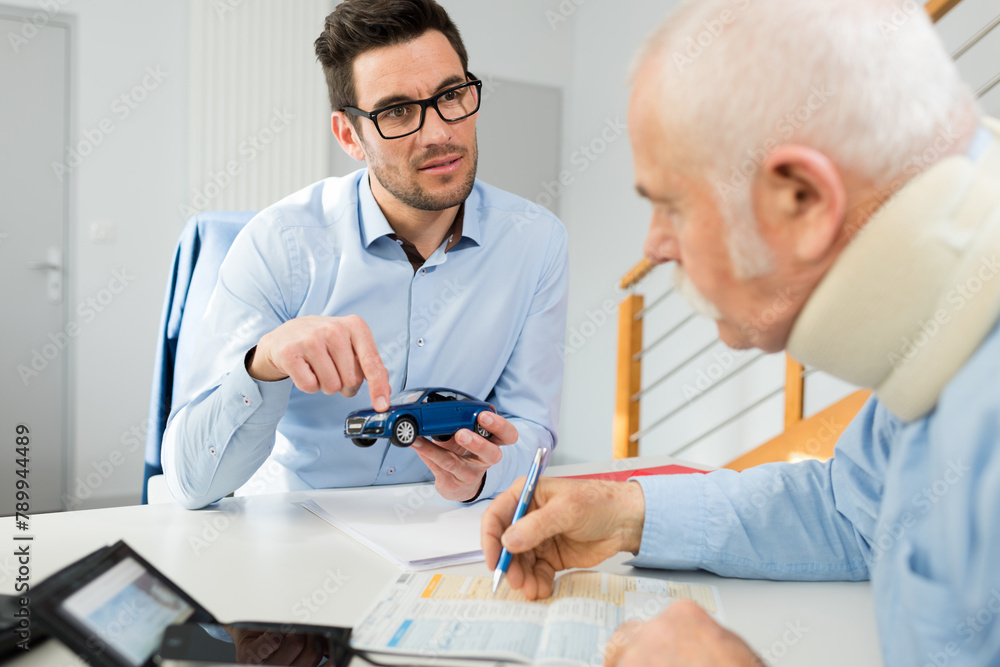 Obraz premium designer working on car concept