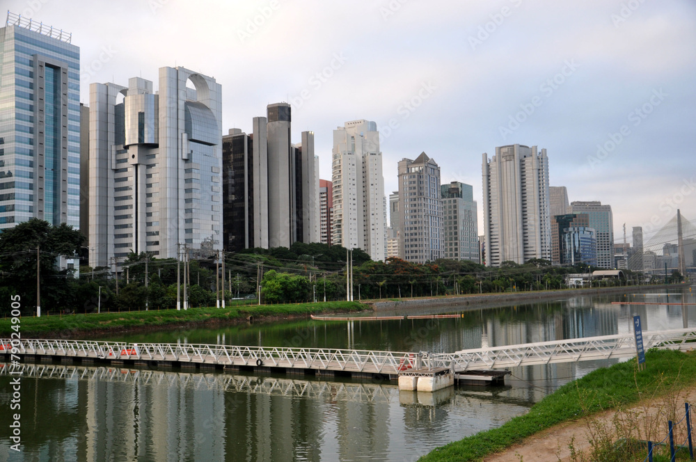 Marginal Pinheiros - São Paulo 
