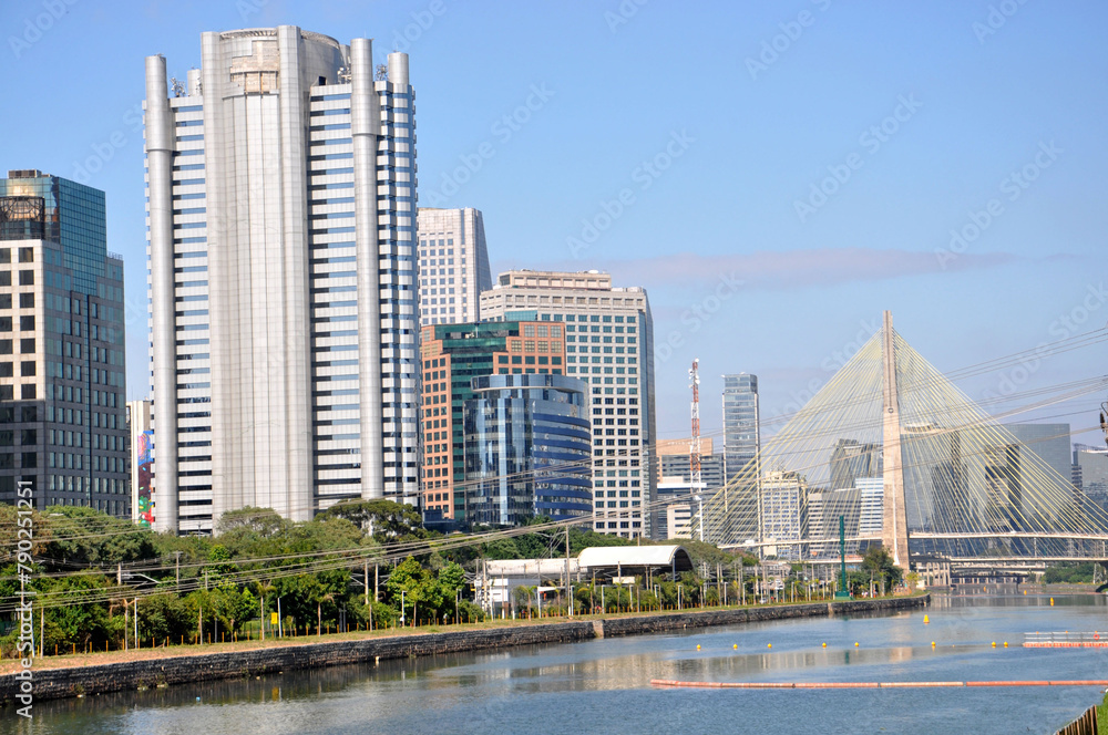 Marginal Pinheiros - São Paulo 