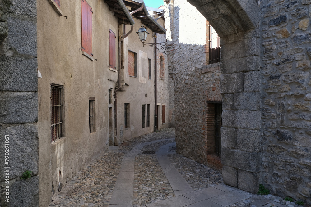 Il borgo di Villincino a Erba in provincia di Como, Lombardia, Italia.