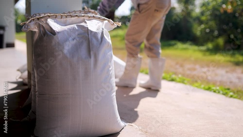 Animal feed production process. Fish food.