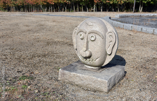 石塔寺　境内の石像　滋賀県東近江市 photo