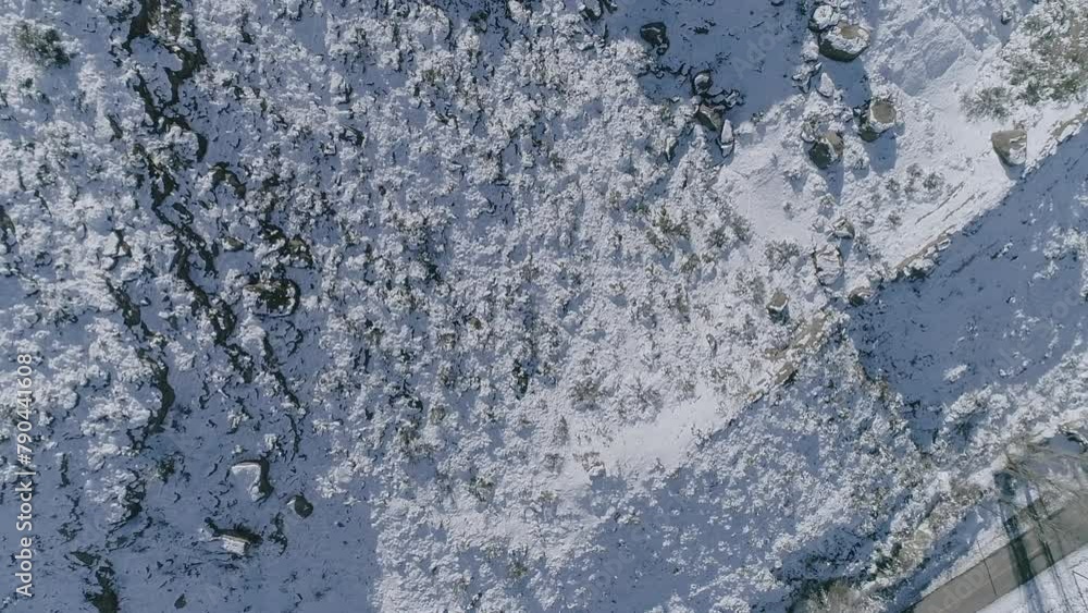 Montaña nevada vista aérea de drone Montaña nevada vista aérea de drone