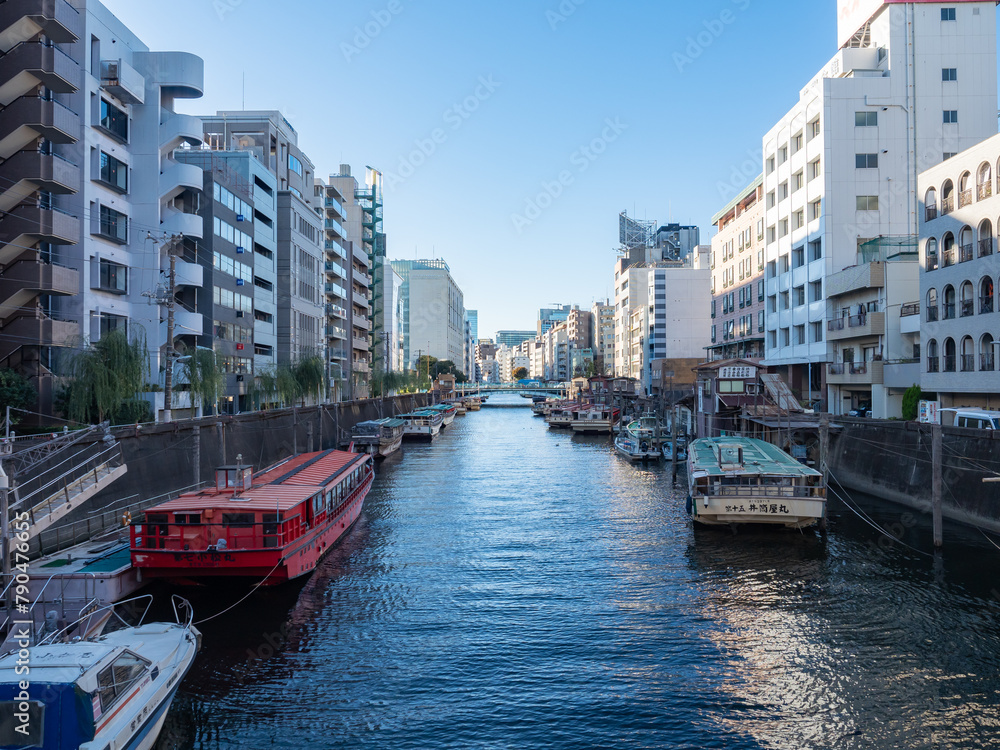 柳橋から見た神田川