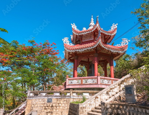 Long Son Pagoda (Vietnamese: Chùa Long Sơn) is the main Buddhist temple of Khanh Hoa Province, located in Nha Trang, in southern Vietnam. photo