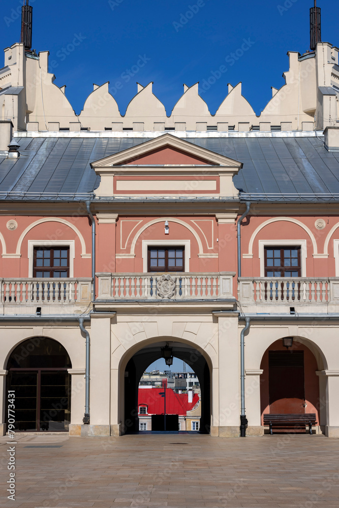 Obraz premium Lublin Castle, view from the courtyard on the facade with the main entrance, Lublin, Poland