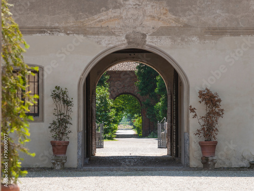 scorci del castello Borromeo photo