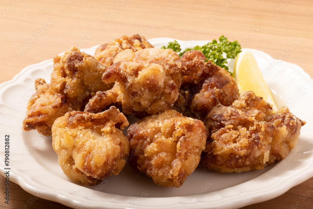 鶏の唐揚げ 鶏の唐揚げ