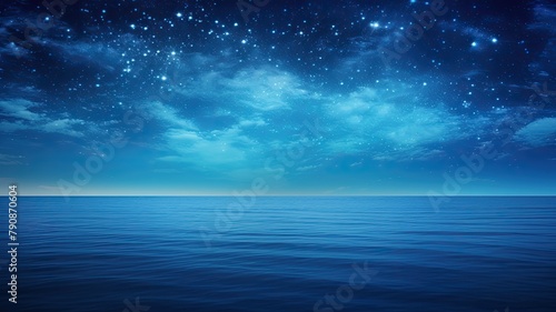 星空の美しい夜の海_1 © mamemo