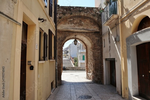Termoli - Porta Nuova in Via San Pietro photo
