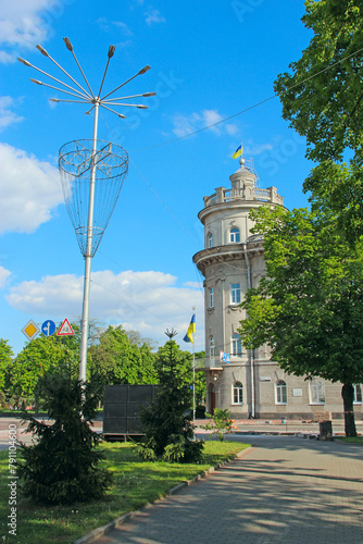 area in Chernihiv town and regional administration building. Ukrainian flag © alexmak
