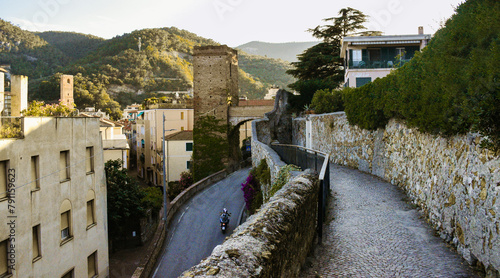 Tableau sur toile Golden Hour in Noli, Italy