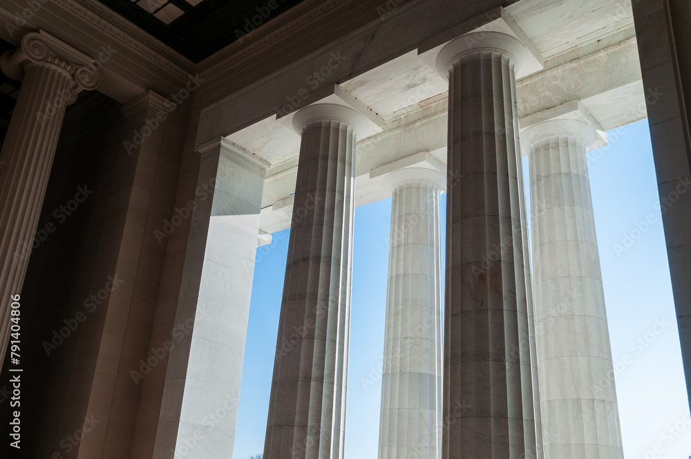 Lincoln Memorial, Monument in Washington, D.C., United States, honors the 16th president of the United States, Abraham Lincoln Lincoln Memorial, Monument in Washington, D.C., United States, honors the 16th president of the United States, Abraham Lincoln