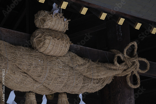 北海道神宮のフラヌイ大注連縄 / Large sacred rope 'Furanui Shimenawa' at Hokkaido shrine photo
