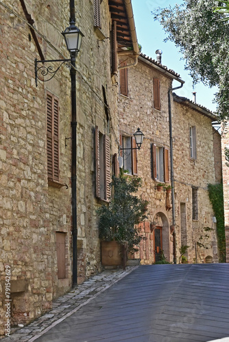 Corciano, vicoli, strade, case del vecchio borgo - Perugia, Umbria 
