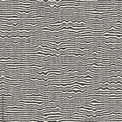 Monochrome Grain Textured Wavy Striped Pattern