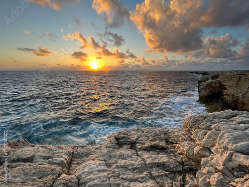 zachód słońca nad Cyprem © Krystian