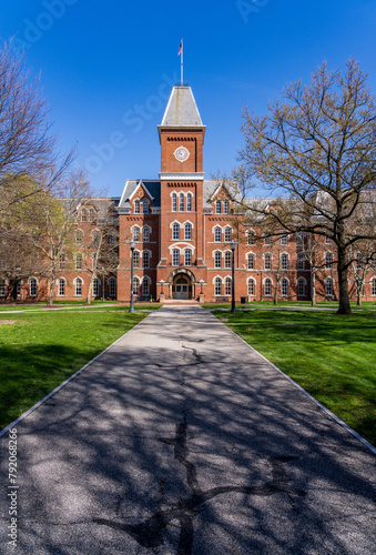 Canvas Print Pathway leading to historic University Hall on the Oval quadrangle at Ohio State
