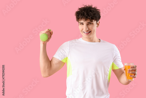 Smiling young man with brac...