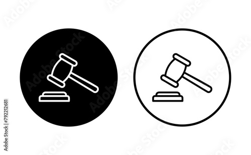 Gavel icon set. judge gavel icon vector. law icon vector. auction hammer