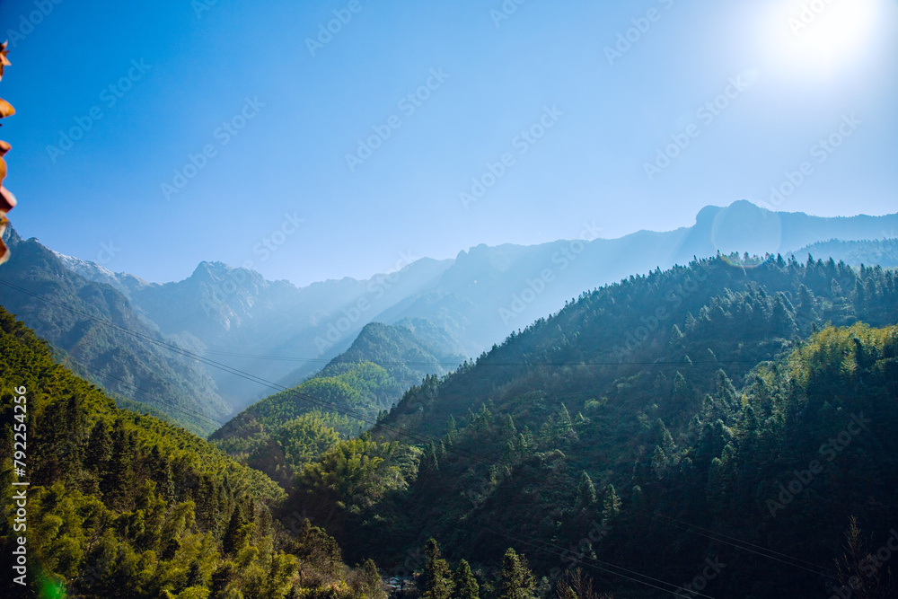 Fototapeta premium Wugong Mountain, Pingxiang City, Jiangxi Province - sea of clouds and mountain scenery at sunset