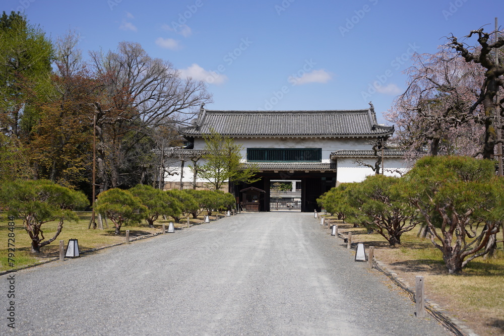日本の京都　有名な二条城の春の風景