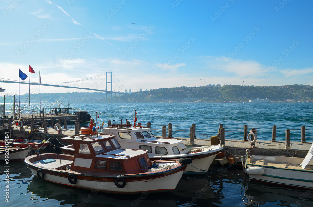 Fototapeta premium boats in the harbor and bosphorus view of istanbul