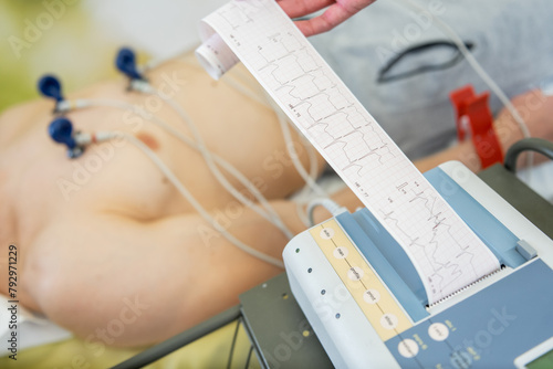 Konstfotografi Clinical analysis in progress, precision cardiac monitoring at a modern healthca