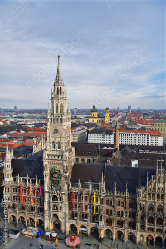 Blick über München mit dem Rathaus