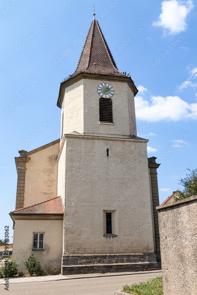 Kirche Sankt Wendelin und Sixtus in Lehengütingen Kirche Sankt Wendelin und Sixtus in Lehengütingen