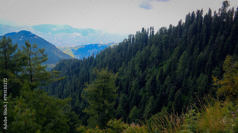 Obraz premium Beautiful mountains landscape under a blue sky with clouds sunrise scenery, Beautiful mountain view with snow of Sonamarg, Jammu and Kashmir state, Beautiful Neelum Valley, Kashmir - Pakistan 